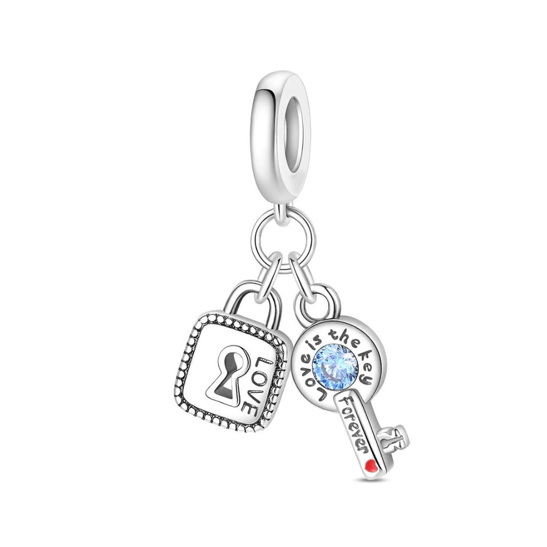 Charm llave del amor
