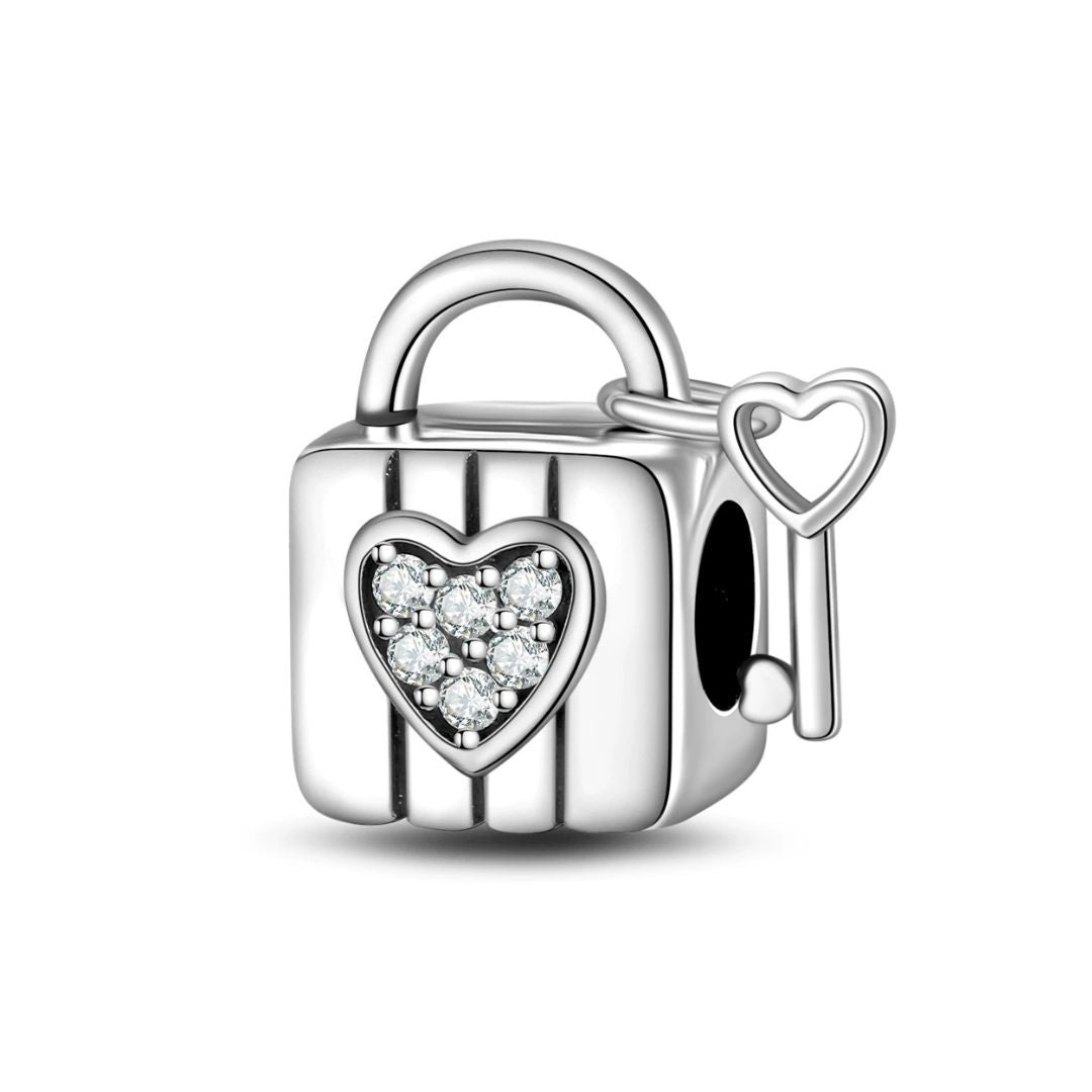 Charm amor engastado